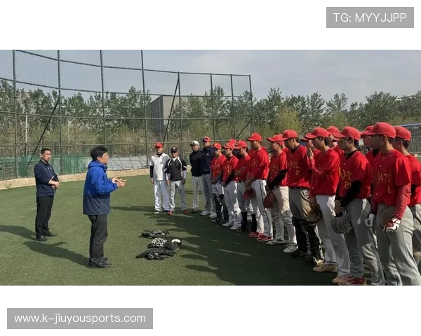 棒球俱乐部与学校共建训练场地,棒球俱乐部标志